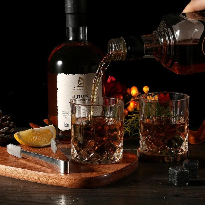 Kit Whisky Copos Cubo de Gelo Pegador Bar em Casa