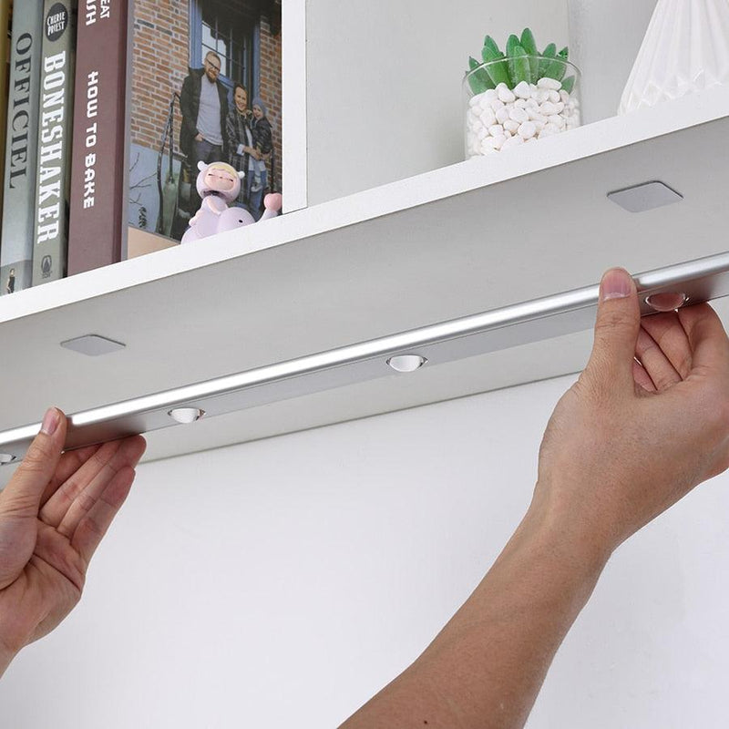 Luminária LED com Sensor de Movimento - My Store