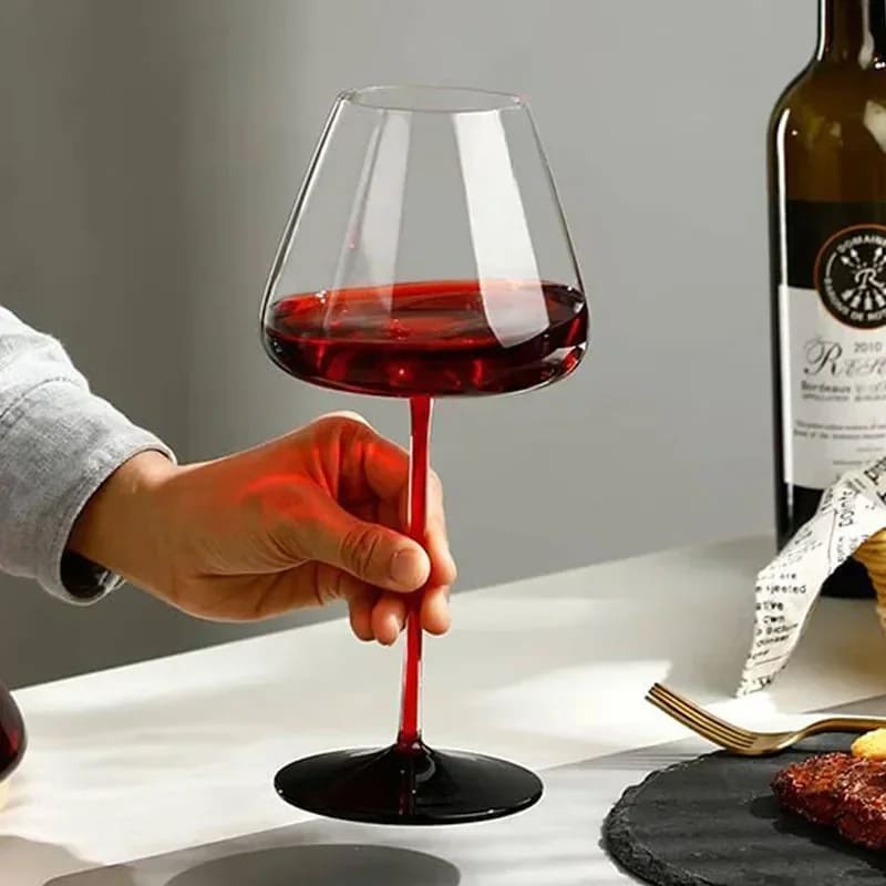 Taça de Vinho Cristal Haste Vermelha Bar em Casa
